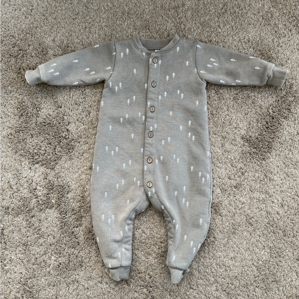 Rylee + Cru Gray Patterned Kids Footie
